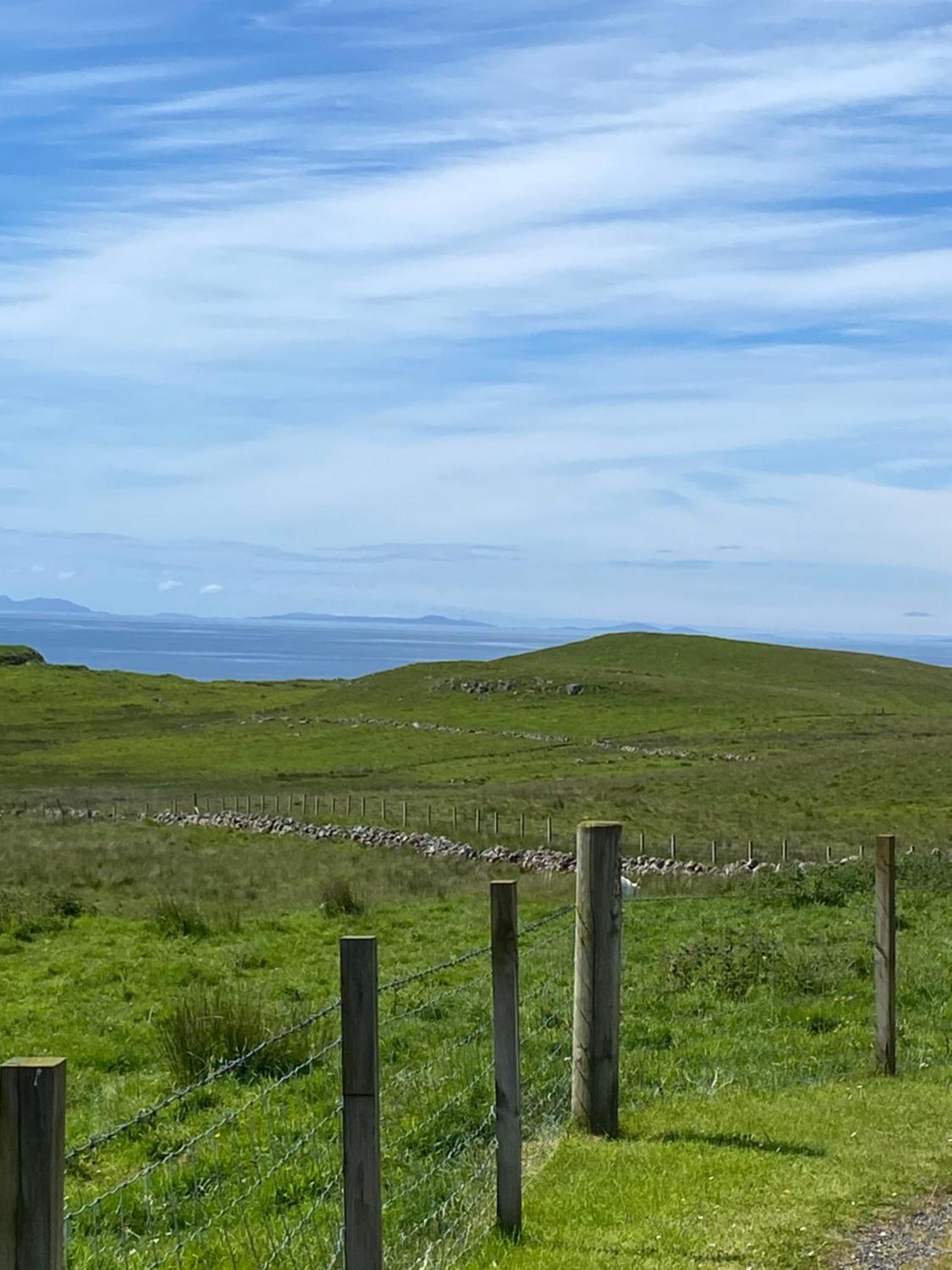 Cnoc Ruaraidh Cottage Kilmuir  Eksteriør billede